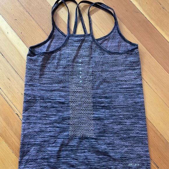 Nike Dri-FIT Tank Top - Picture 2 of 4